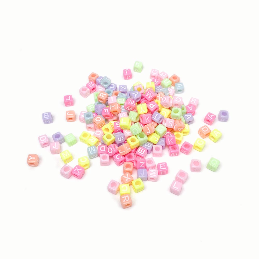 Miçangas de Letras Coloridas 6mm MS4018