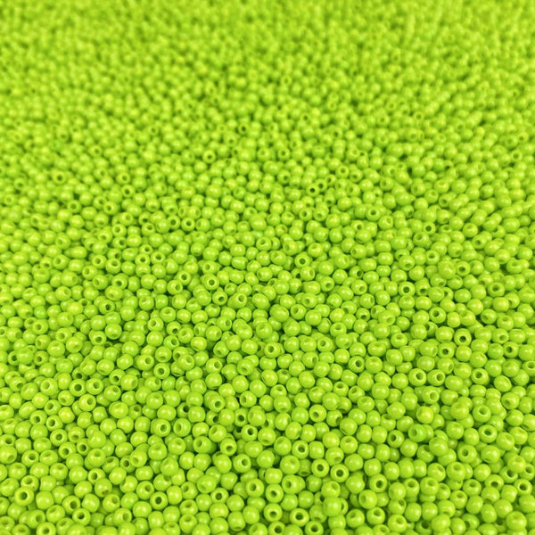 Pack 20g Miçanga de Vidro Equilibrada 2mm Verde Claro