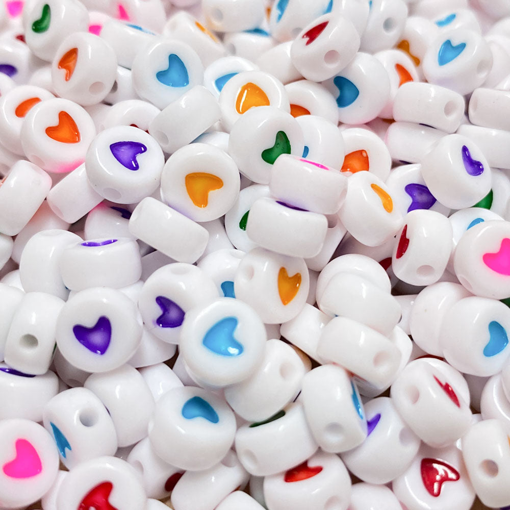 Contas acrílicas com coração