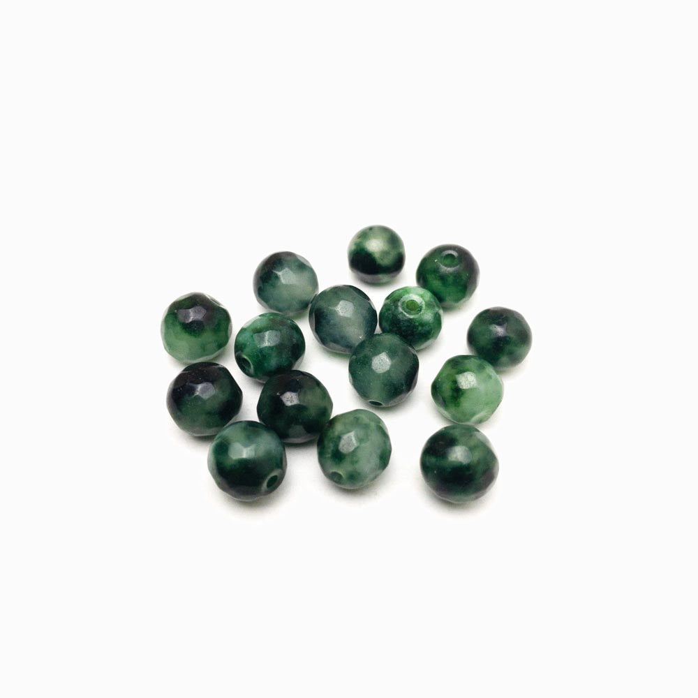 Contas de pedra semipreciosa facetadas verde escuro