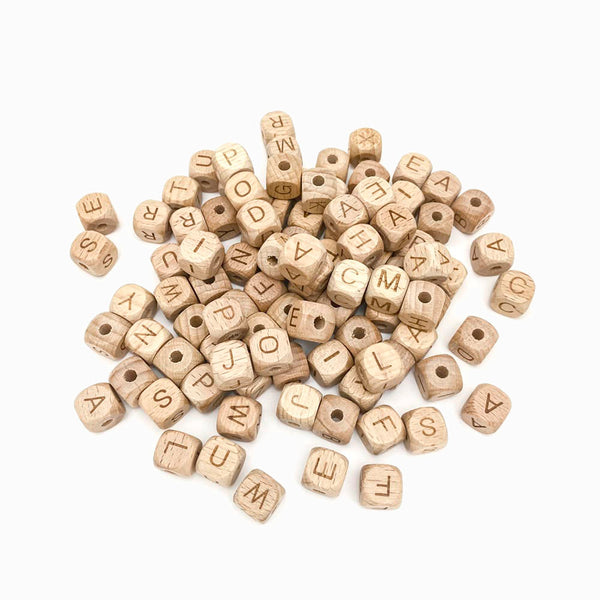 Letras em madeira de faia 12mm com fundo branco