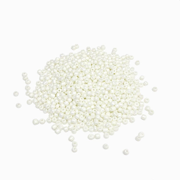 Missanga de vidro 4mm creme