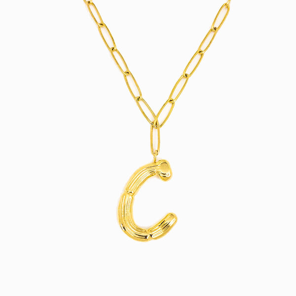 Colar aço inox dourado com letra C