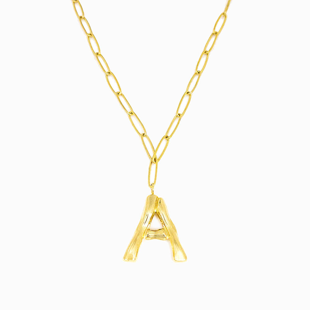 Colar aço inox dourado com letra A