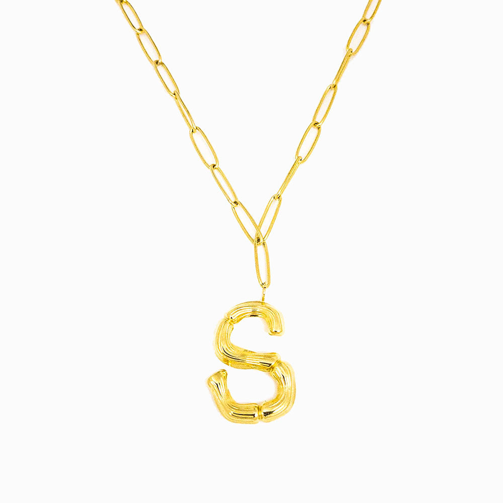 Colar aço inox dourado com letra S