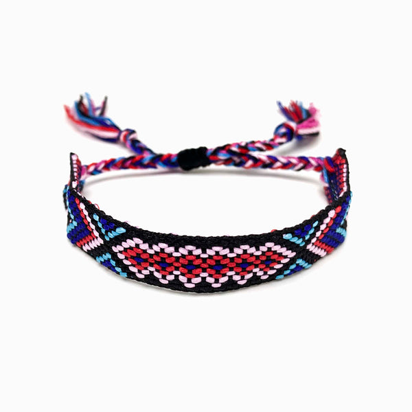 Pulseira macramé colorida