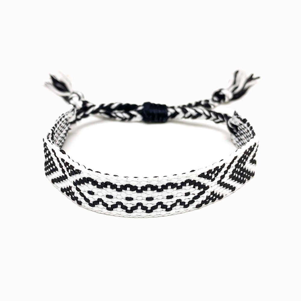 Pulseira macramé colorida