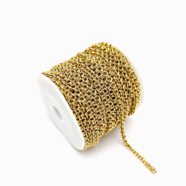 Corrente aço inox argolas duplas dourado com fundo branco