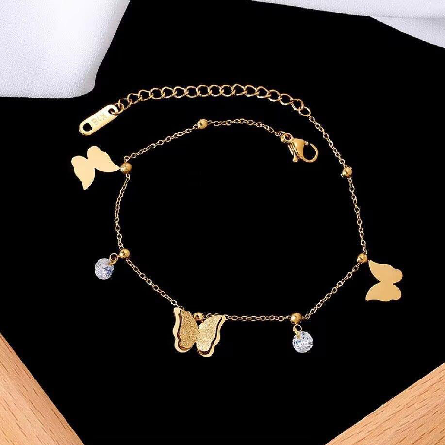 Pulseira Borboletas com Pedras - Aço Inox Dourado